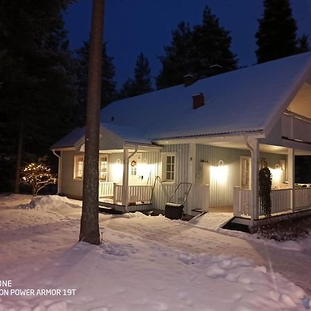 Cozy House Close To Santavillage ロヴァニエミ エクステリア 写真