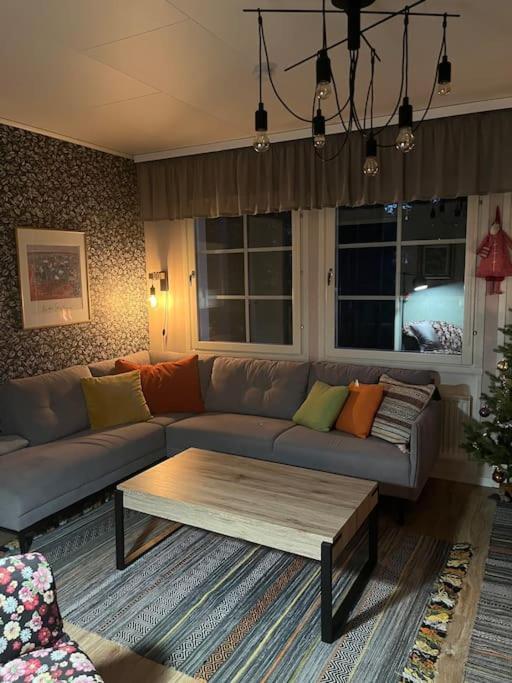 Cozy House Close To Santavillage ロヴァニエミ エクステリア 写真
